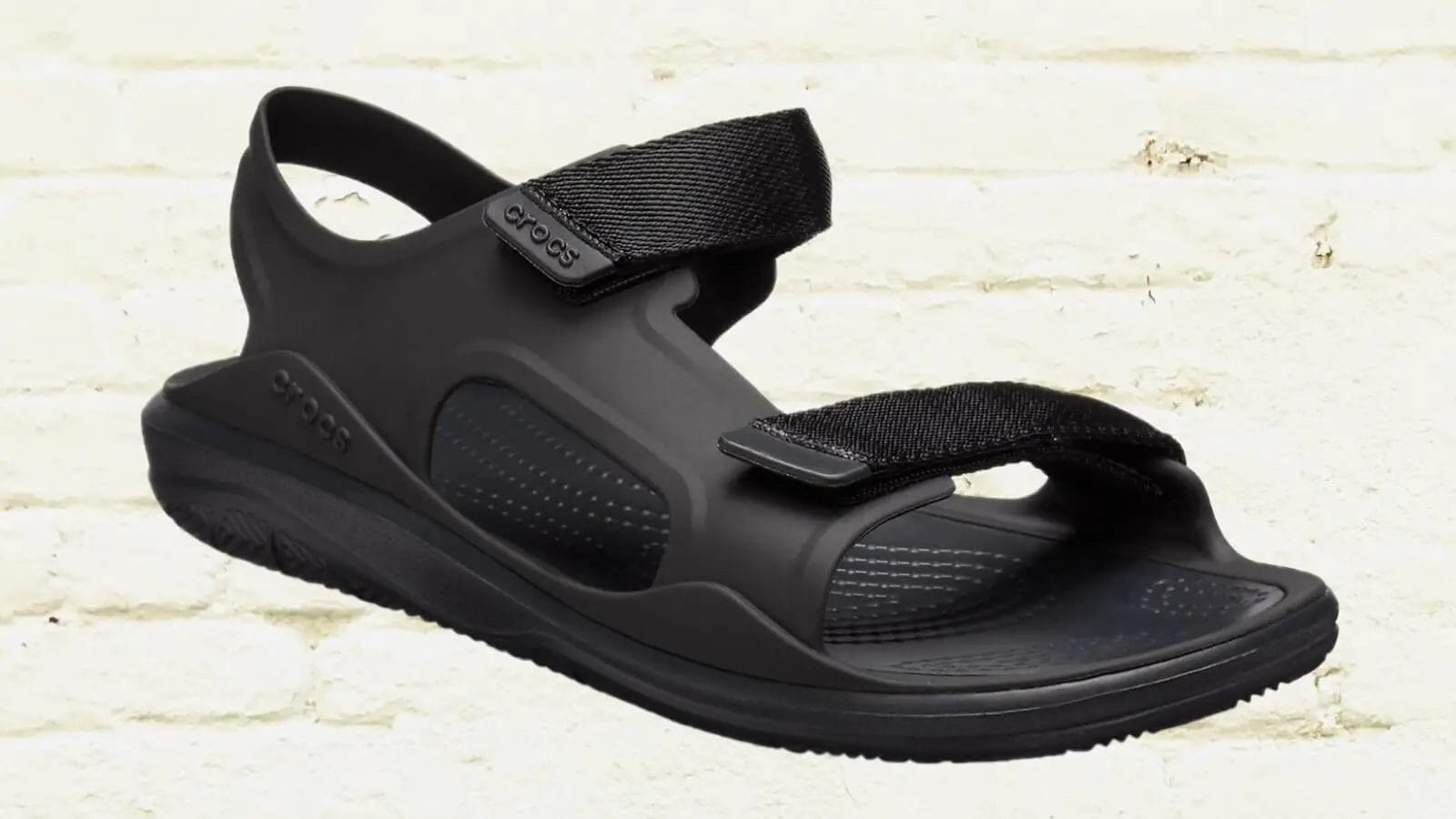 Crocs Swiftwater Mesh Wave Standard Fit Summer Pool Beach Sandals 