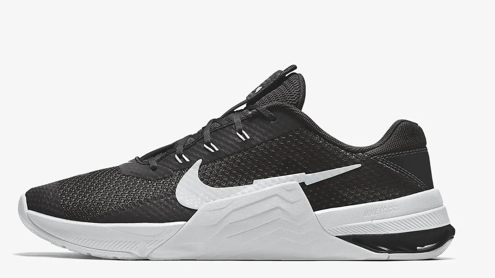 Nike Metcon 7 preview crossfit shoe in black and white